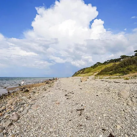 5 Person In Gilleleje-by Traum *
