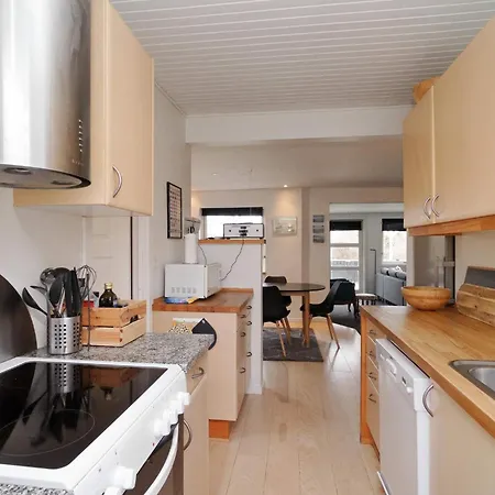 5 Person In Gilleleje-by Traum